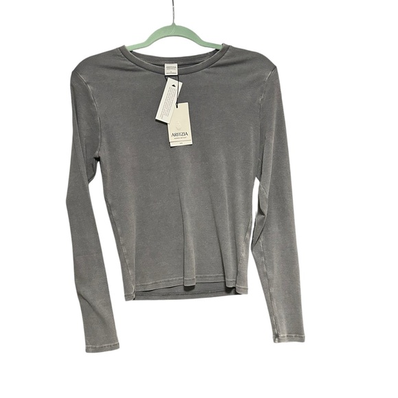 Aritzia Tops - NWT Aritzia Large Ribbed Top  Grey